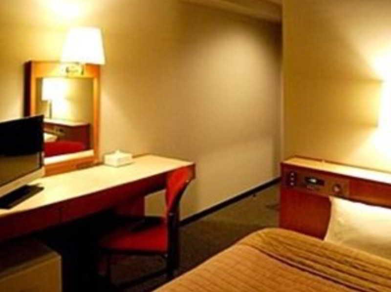 Hotel Livemax Budget Hiratsuka Ekimae Exterior foto